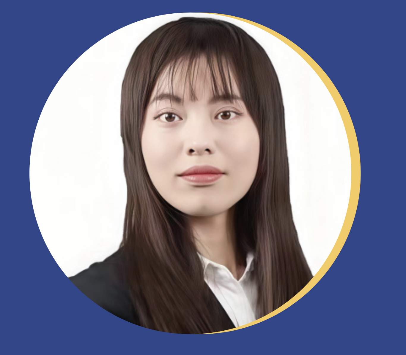 魏瑞丹老师,辰略公考行测教研负责人,七年至教研培经验,行测全科讲师,正面微笑,白色衬衫,浅蓝色背景